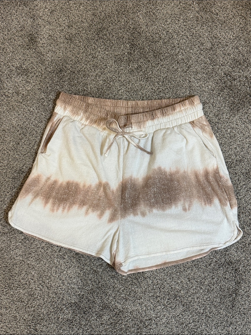 Zenana Outfitters Cream & Brown Tie-Dye Athletic Lounge Shorts